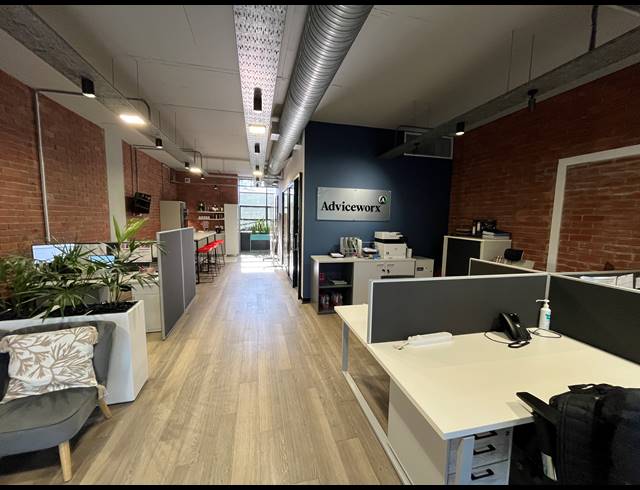 107M² OFFICE TO LET IN OBSERVATORY